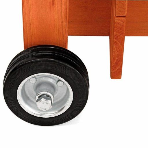 Dřevěný hrací domeček se stříškou a pískovištěm