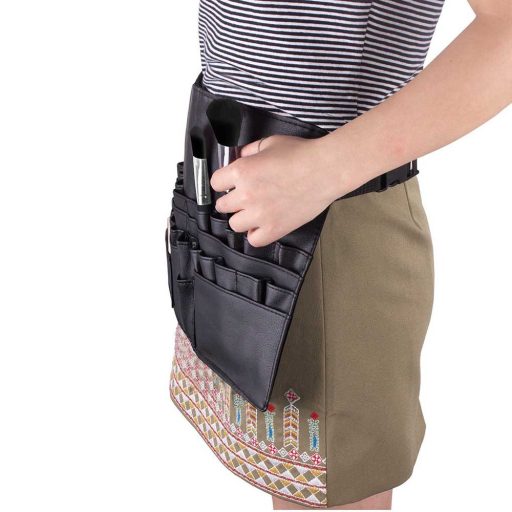 18 dílná sada štětců na líčení v pouzdře připevnitelné na opasek