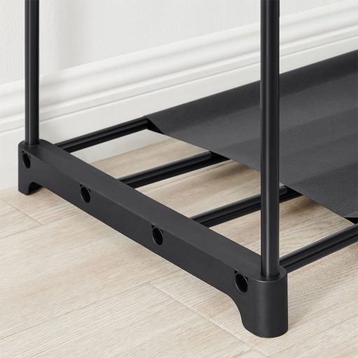 Přenosný stojan na oblečení